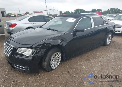2013 Chrysler 300 Motown from USA, damaged, VIN 2C3CCAAG8DH635334